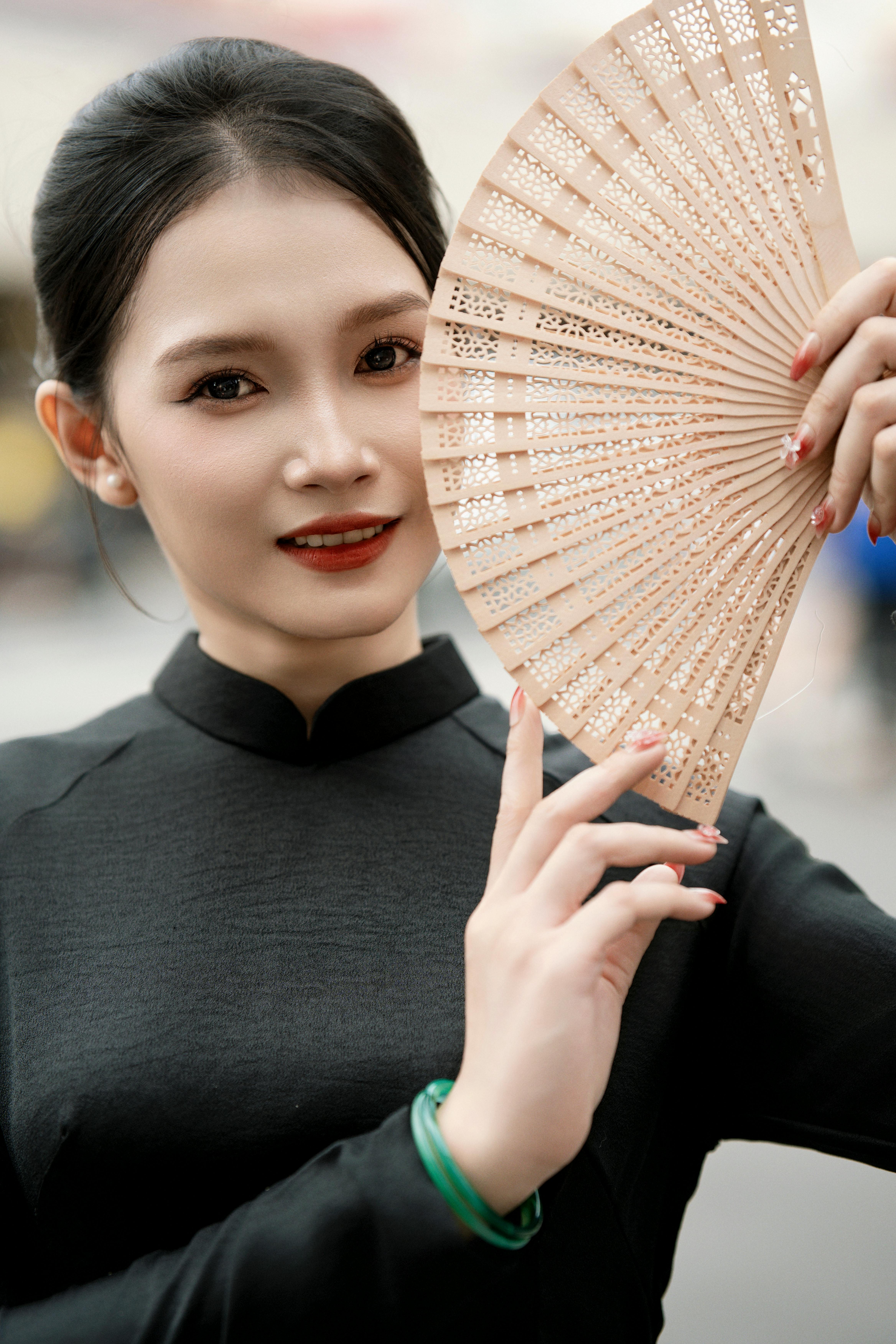 nguyen kha 电视剧海报风格图片